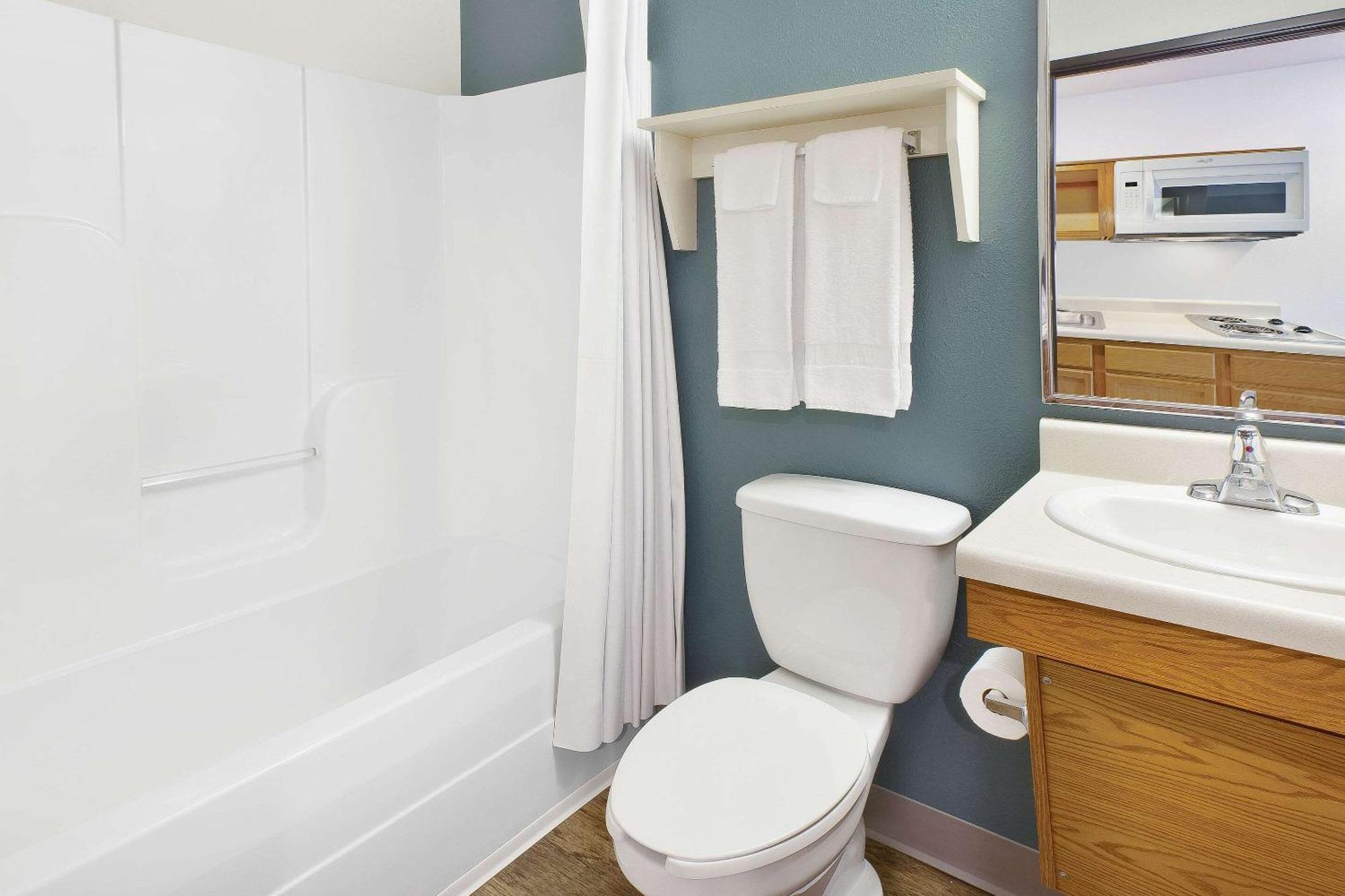 Woodspring Suites St Louis St Charles Saint Charles Esterno foto