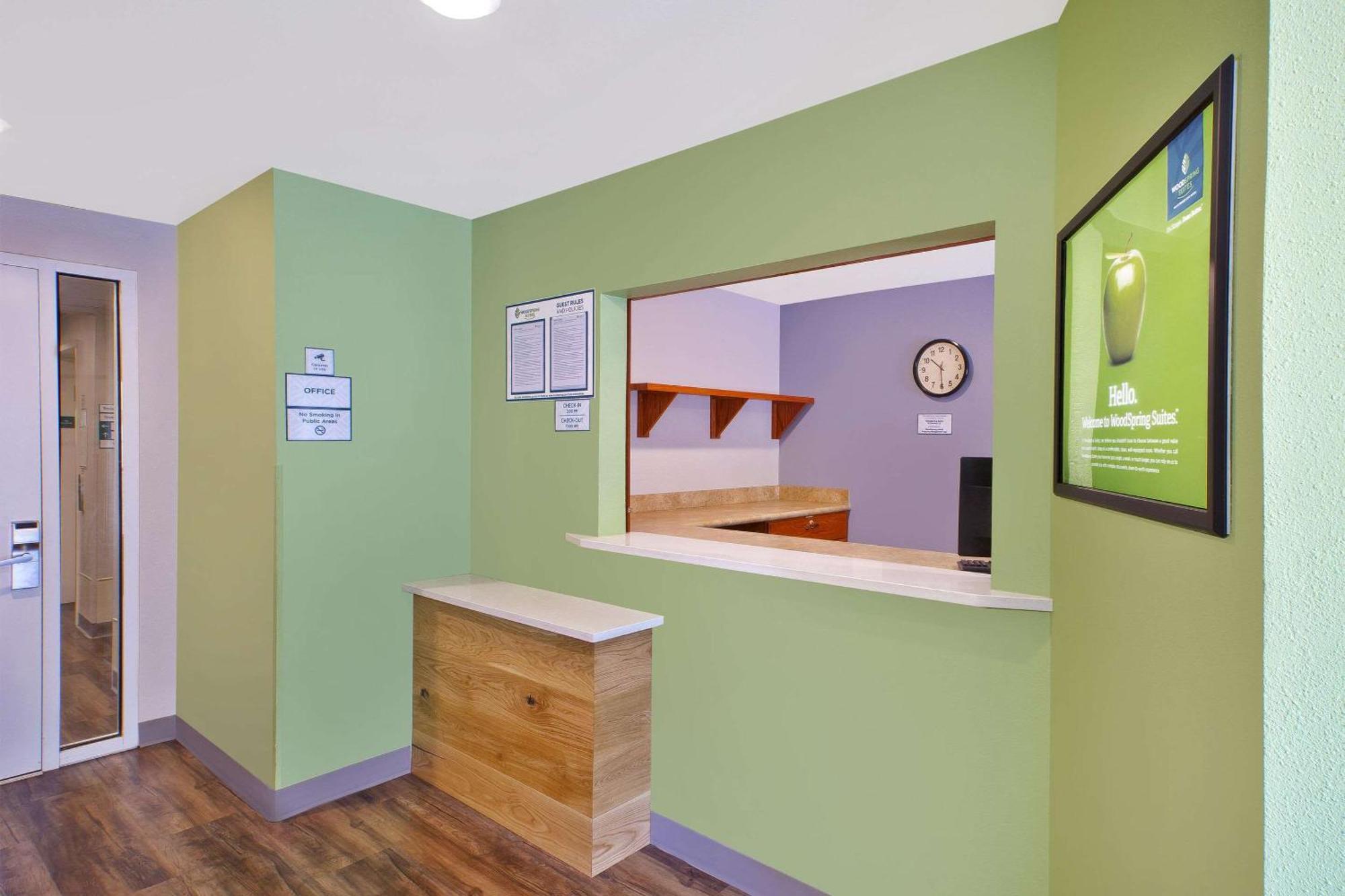 Woodspring Suites St Louis St Charles Saint Charles Esterno foto
