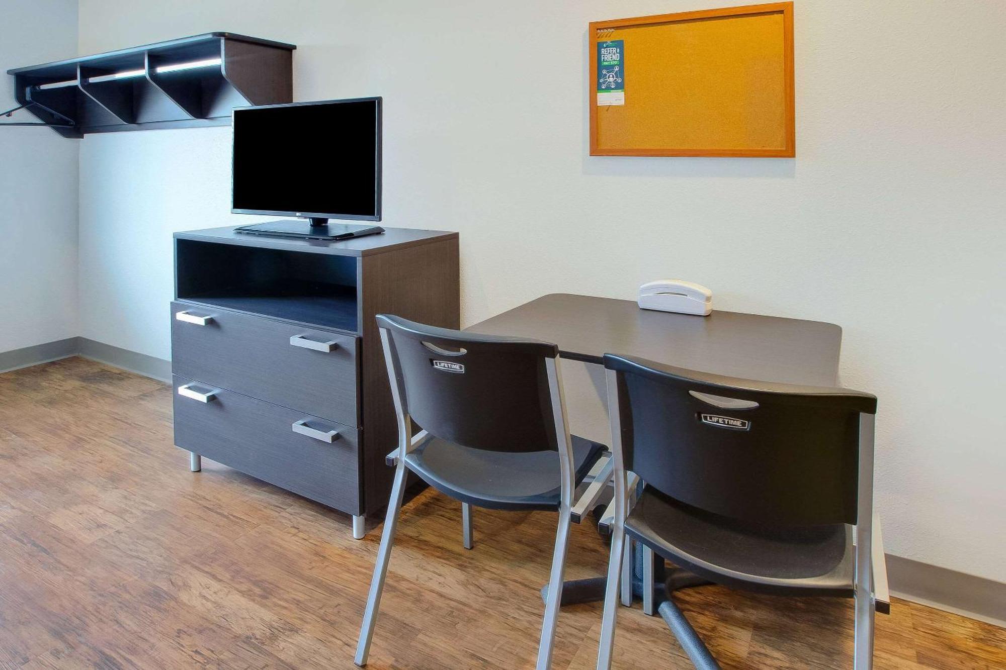 Woodspring Suites St Louis St Charles Saint Charles Esterno foto
